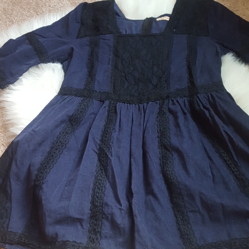 Corduroy and Lace tunic top navy blue and black m